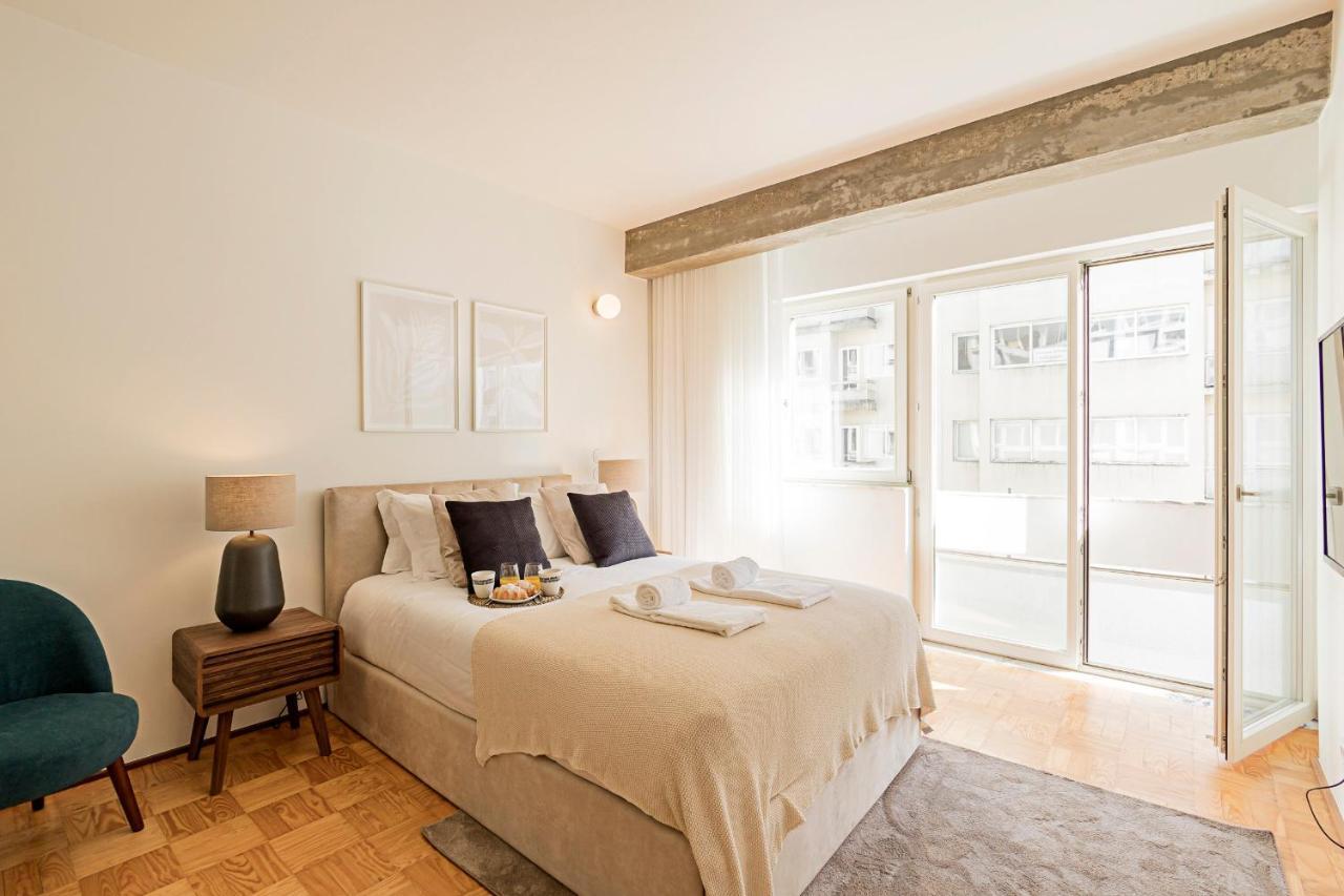 Ceuta Studio Apartments By Lovelystay Porto Exterior photo