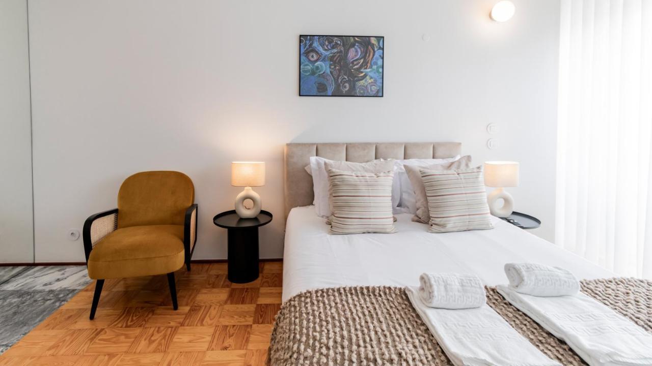 Ceuta Studio Apartments By Lovelystay Porto Exterior photo